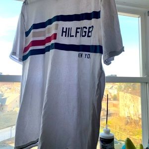Tommy Hilfiger T shirt